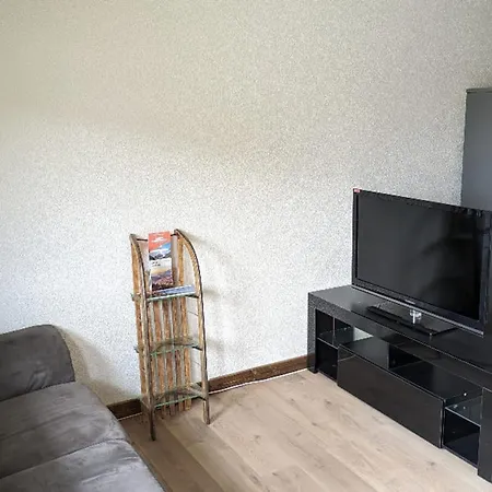 Apartment Confortable A Avec Wifi Et Parking Couvert